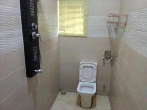 Westbro hotel and suites – Photos 3