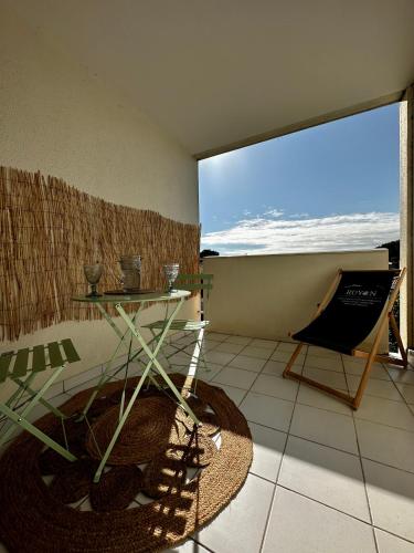 Appartement rénové à 300m de la mer