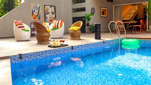 Piscina en o cerca de Villa Belle Vue- 4BHK Private Pool & Party Hall By StayMonkey