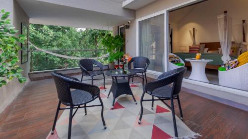 Zona de estar de Villa Belle Vue- 4BHK Private Pool & Party Hall By StayMonkey