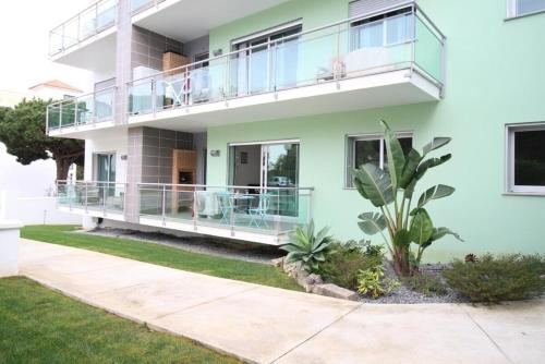 2 Bed apartment with Roof Top Pool, close to Falesia Beach AT10