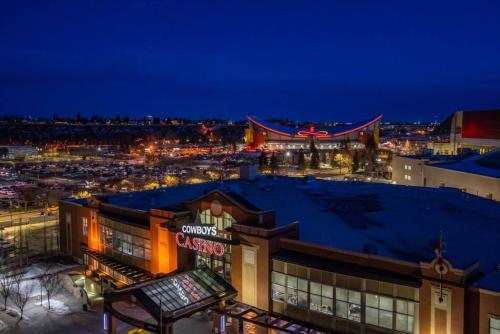 Nespecifikovaný výhled na destinaci Calgary nebo výhled na město při pohledu z apartmánu