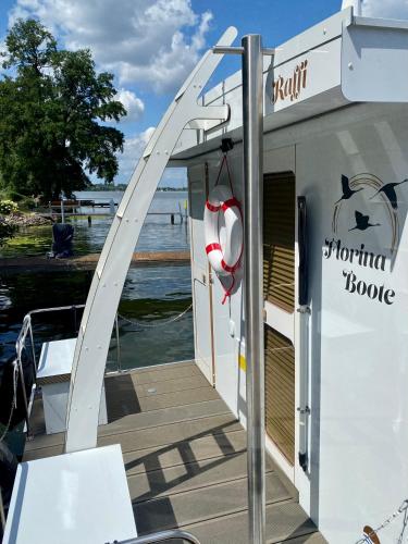 Φωτογραφία από το άλμπουμ του AhoiWerder Rollyboot Florina führerscheinfrei σε Franzensberg