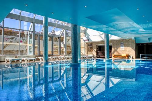 Bazén v ubytování MPM Hotel Guinness nebo v jeho okolí