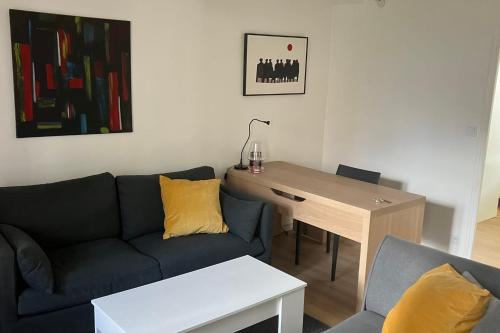 Cosy love cocoon near the Tour Montparnasse