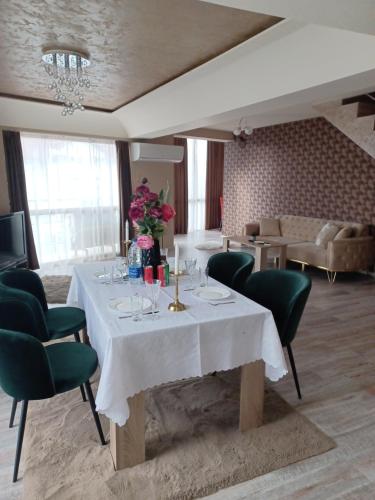 Gallery image of Версай in Kazanlŭk