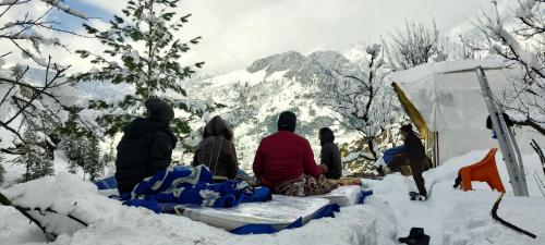 Waterfall valley stay – Photos 4