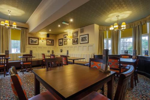 Fairway Inn photo 23
