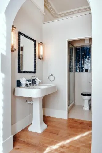 The Black Lion Pub & Boutique Guesthouse photo 40