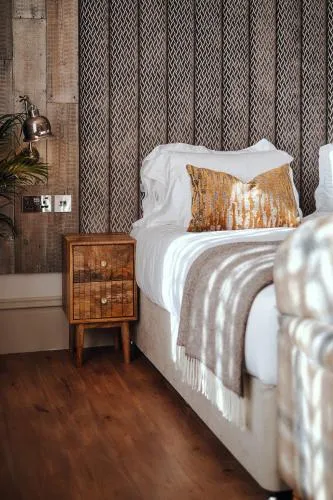 The Black Lion Pub & Boutique Guesthouse photo 62