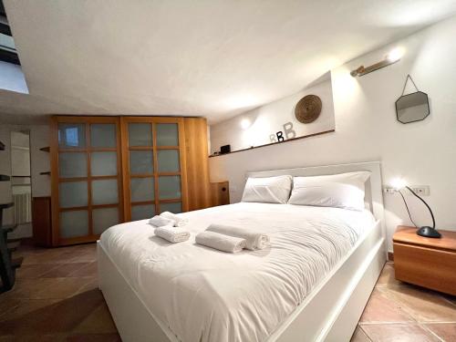 Old Style Navigli Apartment