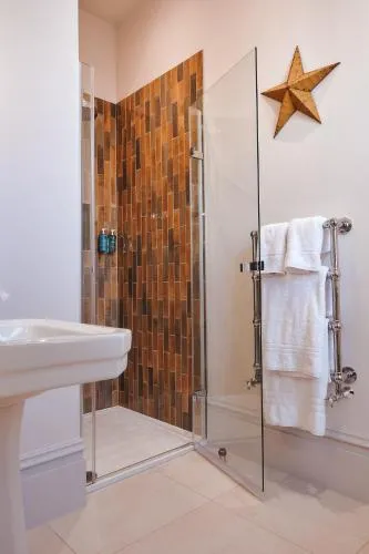 The Black Lion Pub & Boutique Guesthouse photo 20