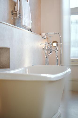 The Black Lion Pub & Boutique Guesthouse photo 151