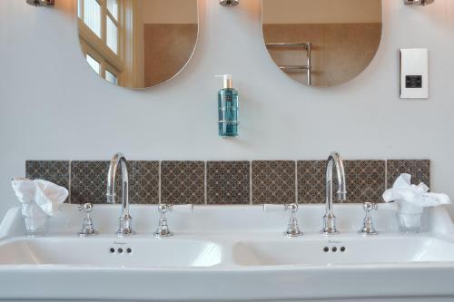 The Black Lion Pub & Boutique Guesthouse photo 156
