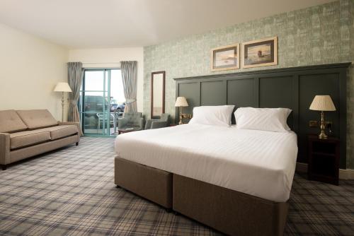 The Tynemouth Castle Inn - The Inn Collection Group, Tynemouth (updated ...