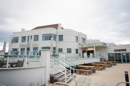 The Tynemouth Castle Inn - The Inn Collection Group, Tynemouth ...