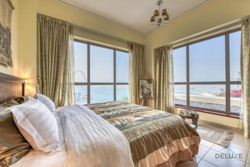 Elegant 2BR in Shams 4 JBR by Deluxe Holiday Homes