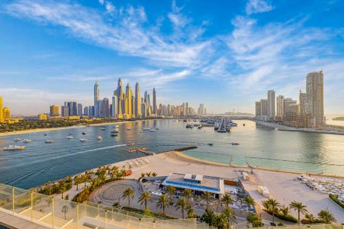 FIVE Palm Jumeirah 2BR Luxury Penthouse, Private Pool, Full Marina Sea View photo 2