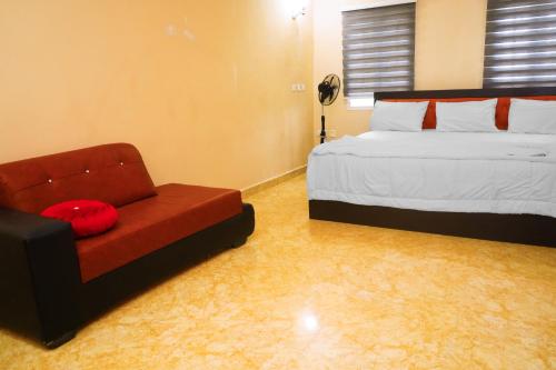 Eloheem Suites – Photos 2
