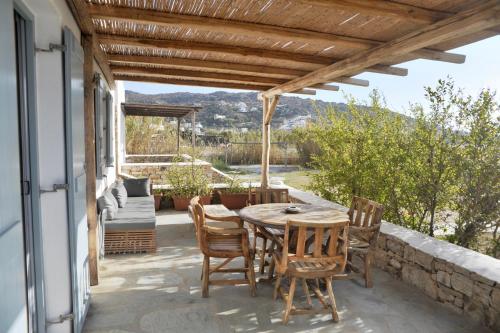 Naxos beach house, one minute away from the beach! photo 3
