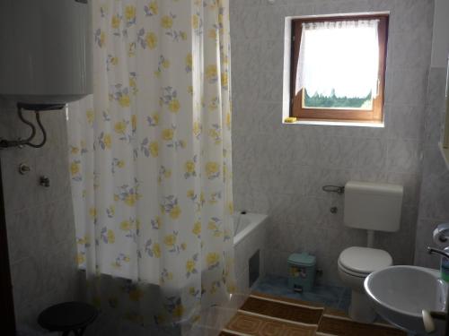 Phòng tắm tại Guesthouse Anka