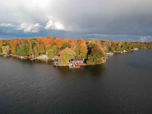 Driftwood Point Waterfront Cottage – Photos 2