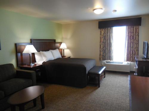 Katil atau katil-katil dalam bilik di Aspen Suites Hotel Haines