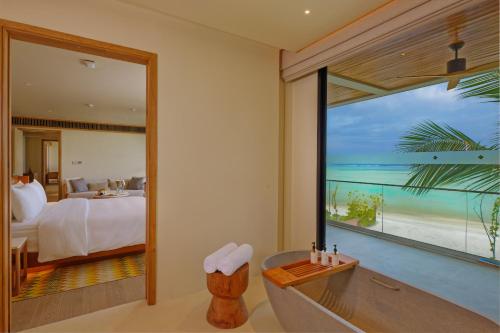 Postel nebo postele na pokoji v ubytování Kuda Villingili Maldives, Free Return Transfers 03 nights & above