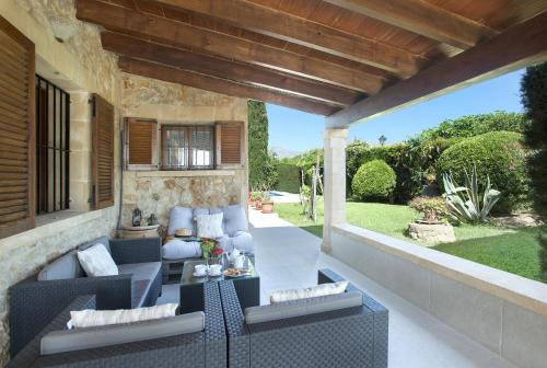 Owl Booking Villa El Crever - Family and Friends