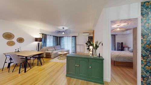 Cosy, 1 bedroom near Port