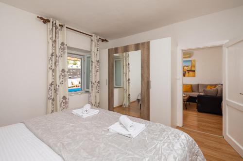 Gallery image of Holiday Home Mamita - Heated pool in Šestanovac