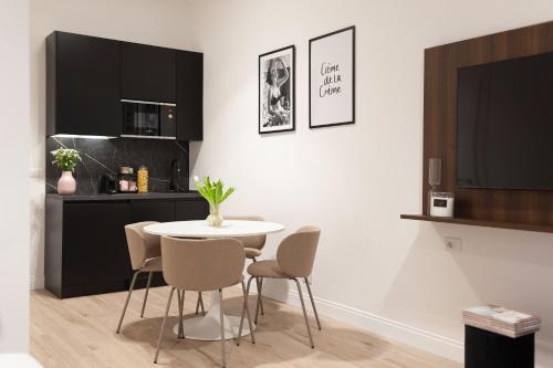Cavour FillYourHomeWithLove Design Apartment
