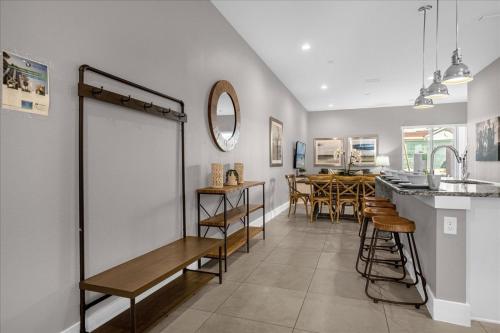Magical Vacation Home 3 min from Disney photo 19
