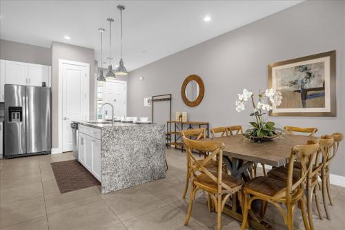 Magical Vacation Home 3 min from Disney photo 14