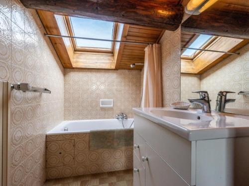 Appartement cosy avec WiFi, parking privé et animaux admis