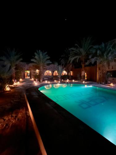 Πισίνα στο ή κοντά στο Hotel ksar merzouga