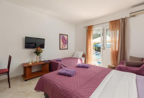 Imagen de la galería de Villa Mia Apartments, en Bijela