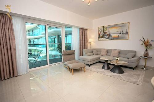 Refined 2BR Escape -Al Raha Elegance