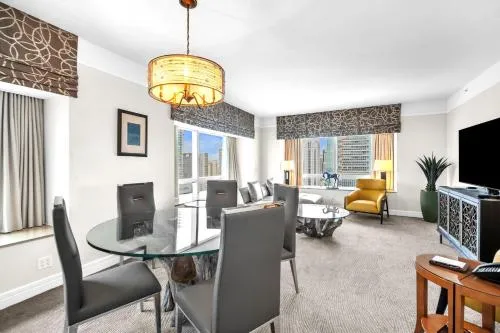 2 Bedroom OR King Studio Suites Four Seasons Hotel Miami Free Wi-Fi & Free Parking photo 51