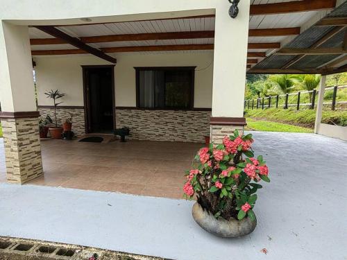Casa Hopeland Farm 2 min Catarata EcoChontales