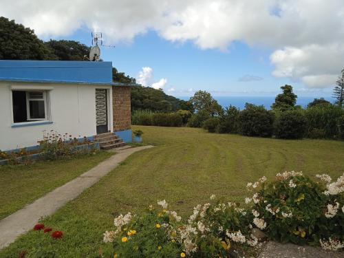 Kaz A Zette - vue mer et montagne