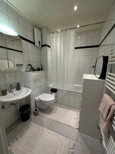 Ένα μπάνιο στο Apartment Laurier