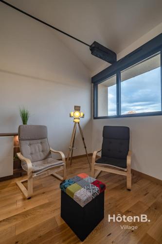 Posezení v ubytování Spacious Cocoon with AC and PARKING At the Heart of Feytiat Limoges