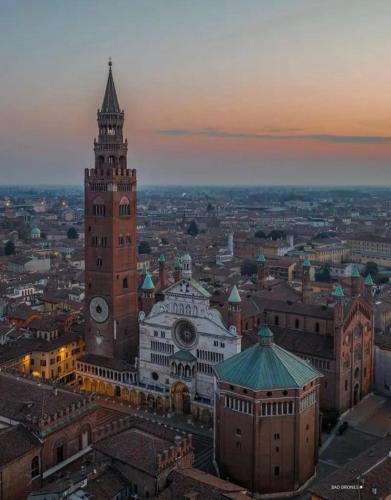 a view of a city with a clock tower at Casa di Zelda in Cremona