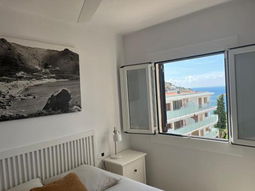 S2 - 2ch, terrasse vue mer, parking, près de la plage