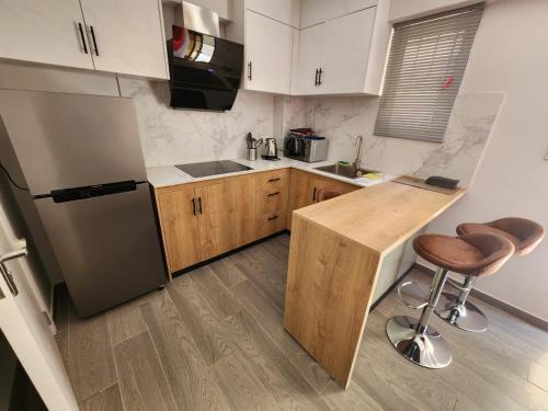 Camelia Bldg, Groundfloor, 3 min to beach