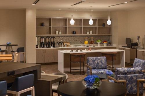 Atlanta Marriott Perimeter Center Image