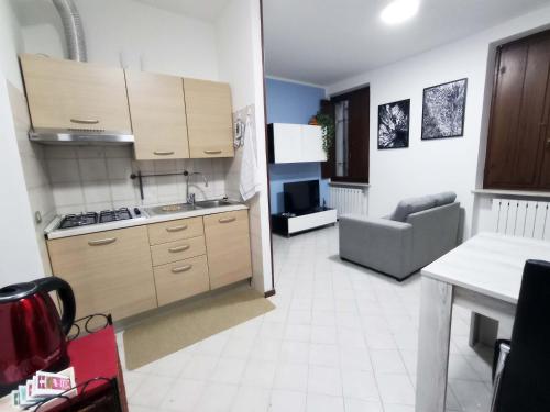 Kuchyň nebo kuchyňský kout v ubytování MiloHome - Verona