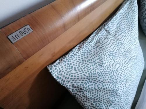 Una cama o camas en una habitación de Bella apartment