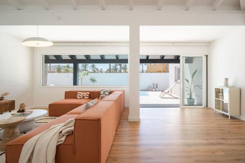 Villa Tropico - Design Home with Pool in Corralejo - by LUNA